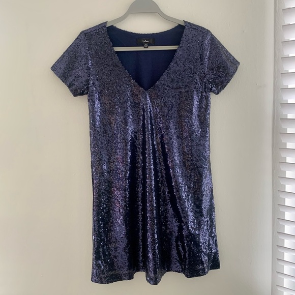light up the night navy blue sequin shift dress Penny Lane Navy Sequin Mini Dress - US 4